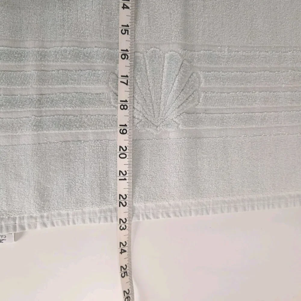 VTG Cannon Retro Bath Towel USA Light Blue Seashell Made In USA READ